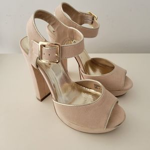 Blush Guess heels. Size 5 1/2.